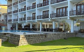 Serendib Beach Hotel